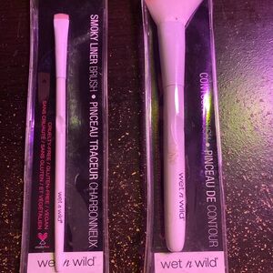 wet n wild Smoky Liner and Contour Brush Set - Pink and White